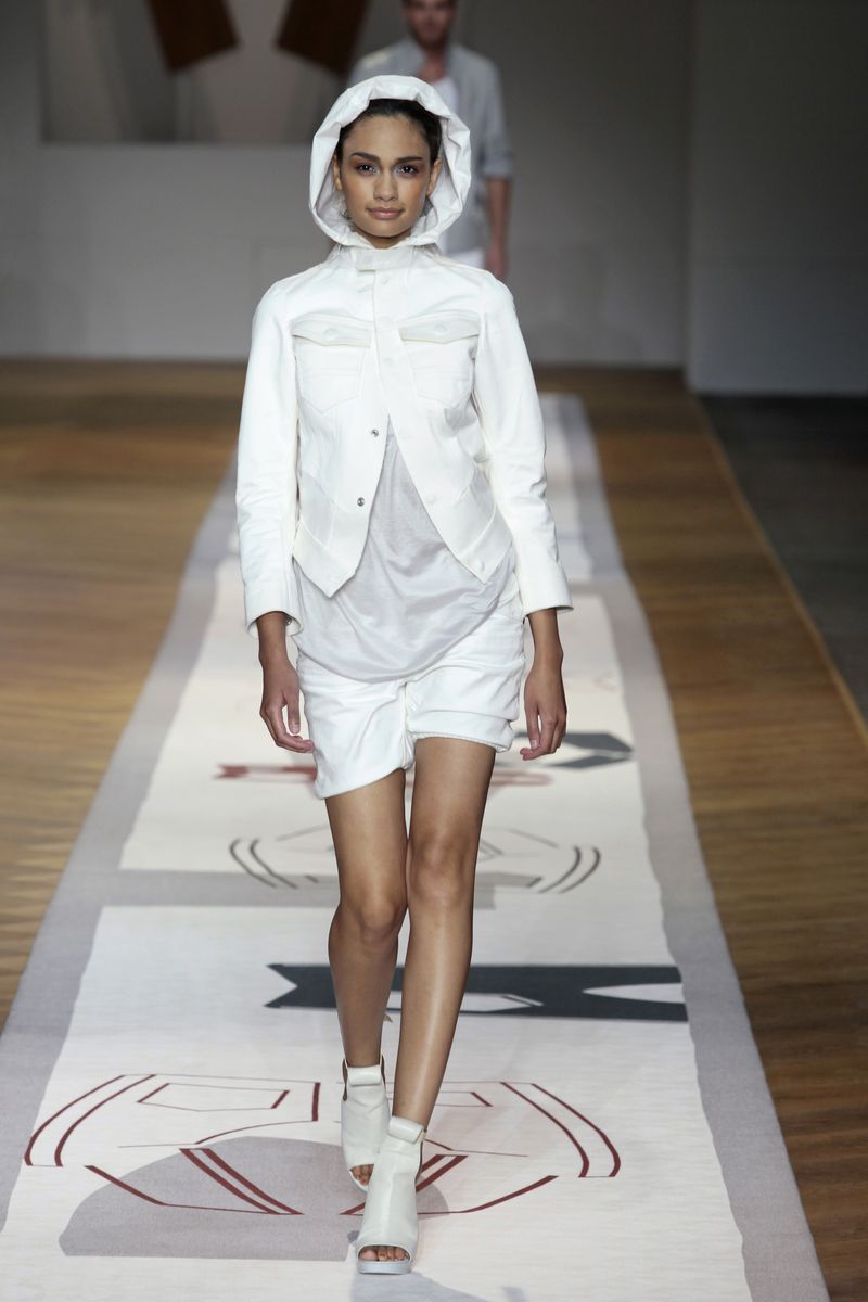 11102044_GSTAR_WCFSS11_0118 11102044_GSTAR_WCFSS11_0118