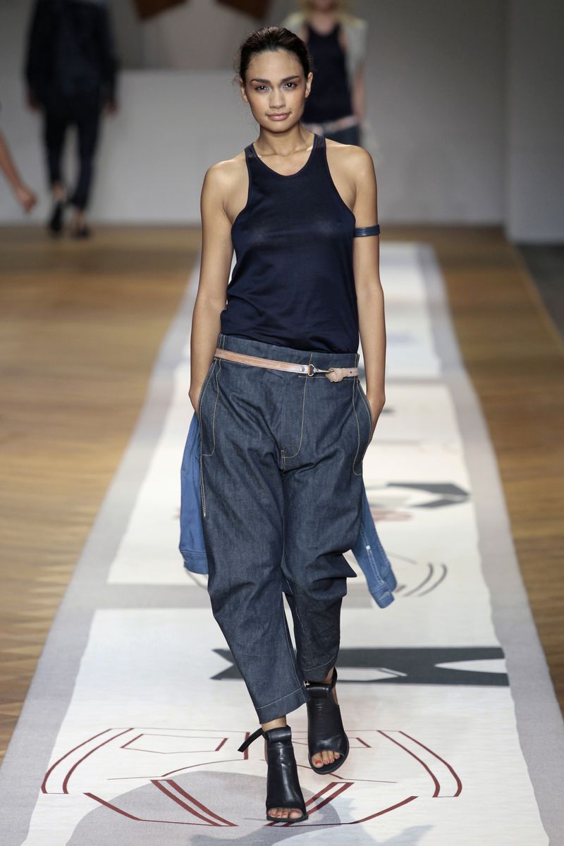 11102044_GSTAR_WCFSS11_0804 11102044_GSTAR_WCFSS11_0804