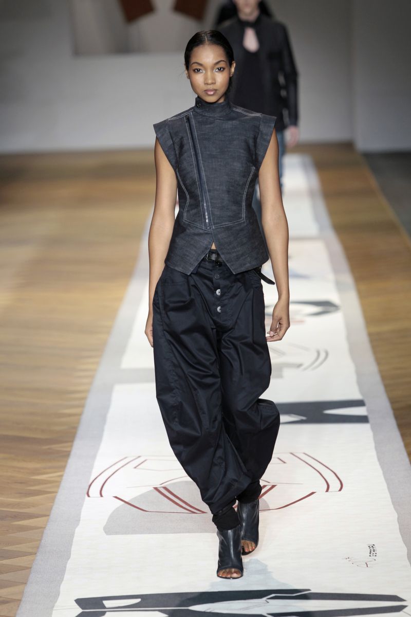 11102044_GSTAR_WCFSS11_1146 11102044_GSTAR_WCFSS11_1146