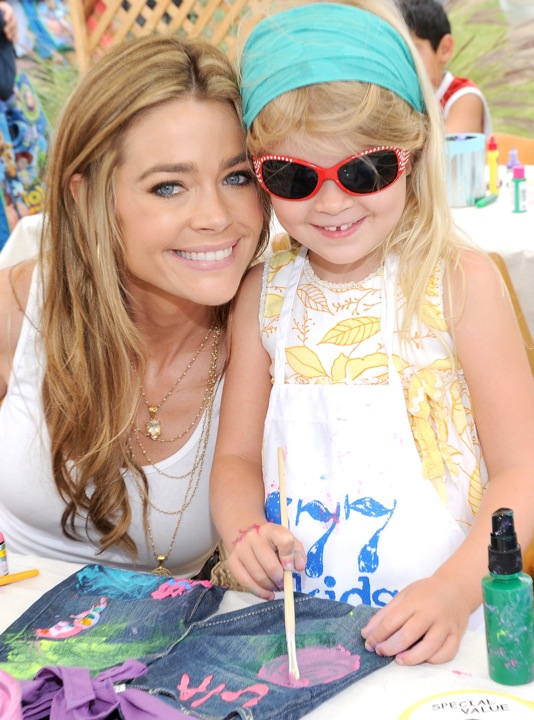 101316815TT003_77kids_By_Am