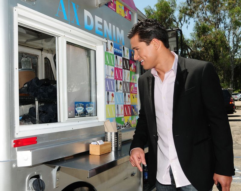 Mario Lopez