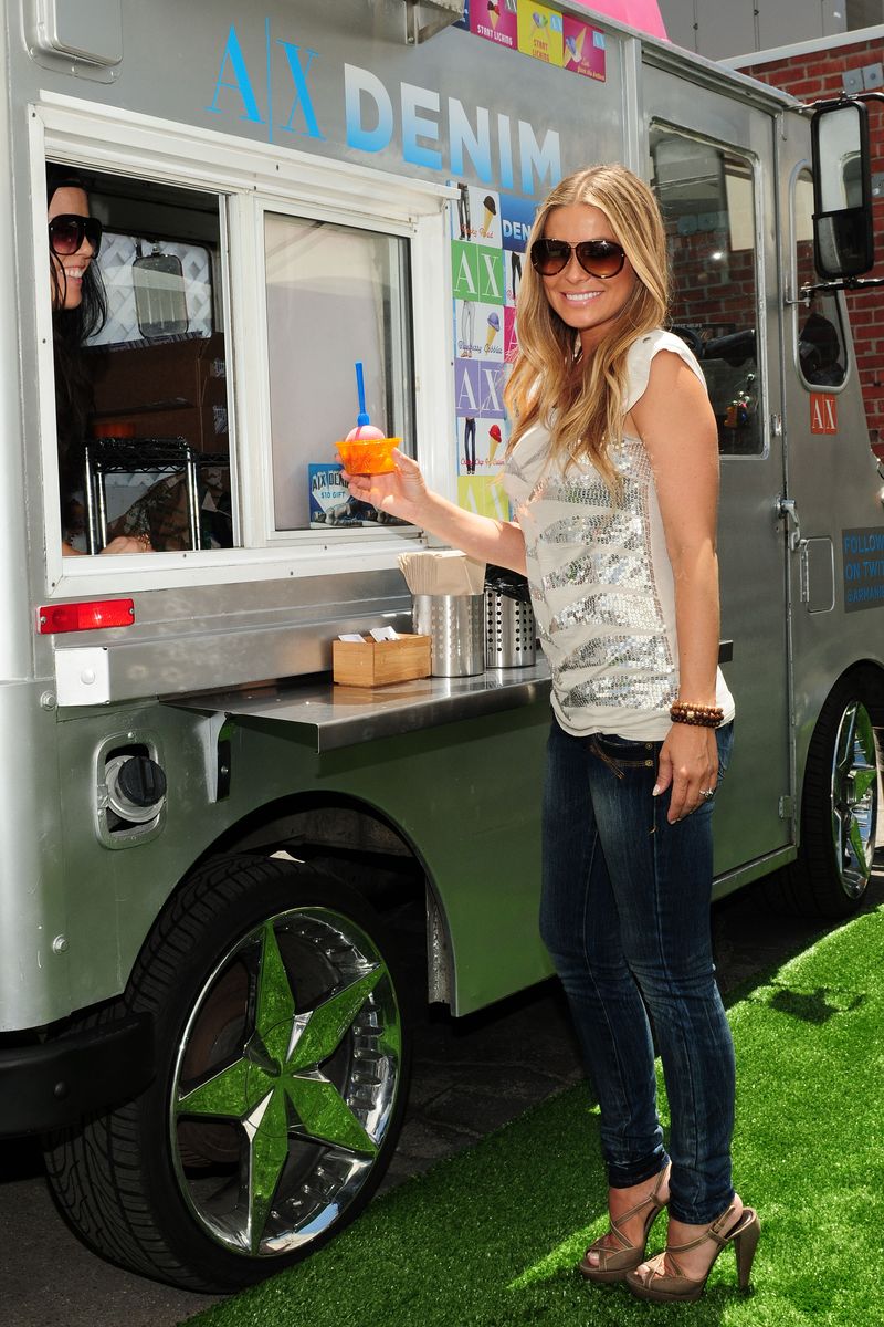 Carmen Electra AX CHILL TRUCK