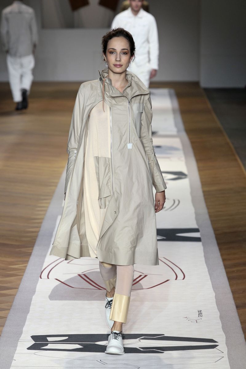 11102044_GSTAR_WCFSS11_0394 11102044_GSTAR_WCFSS11_0394