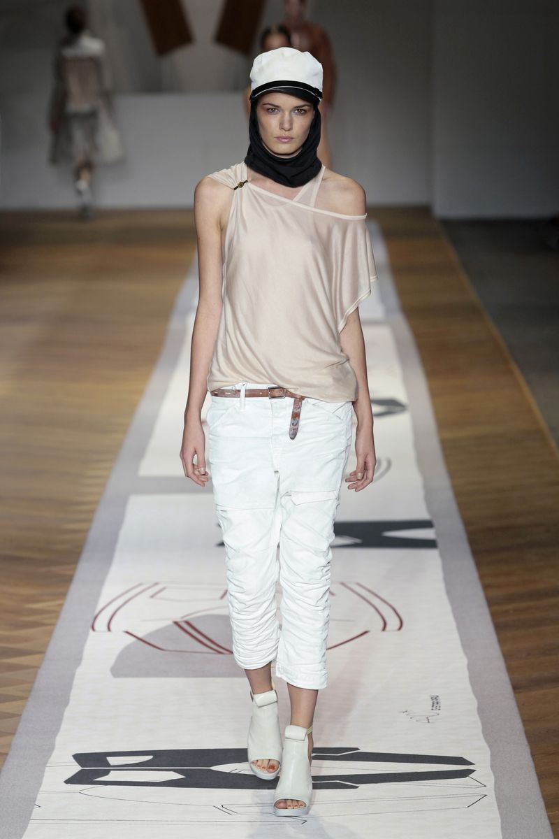 11102044_GSTAR_WCFSS11_0458 11102044_GSTAR_WCFSS11_0458