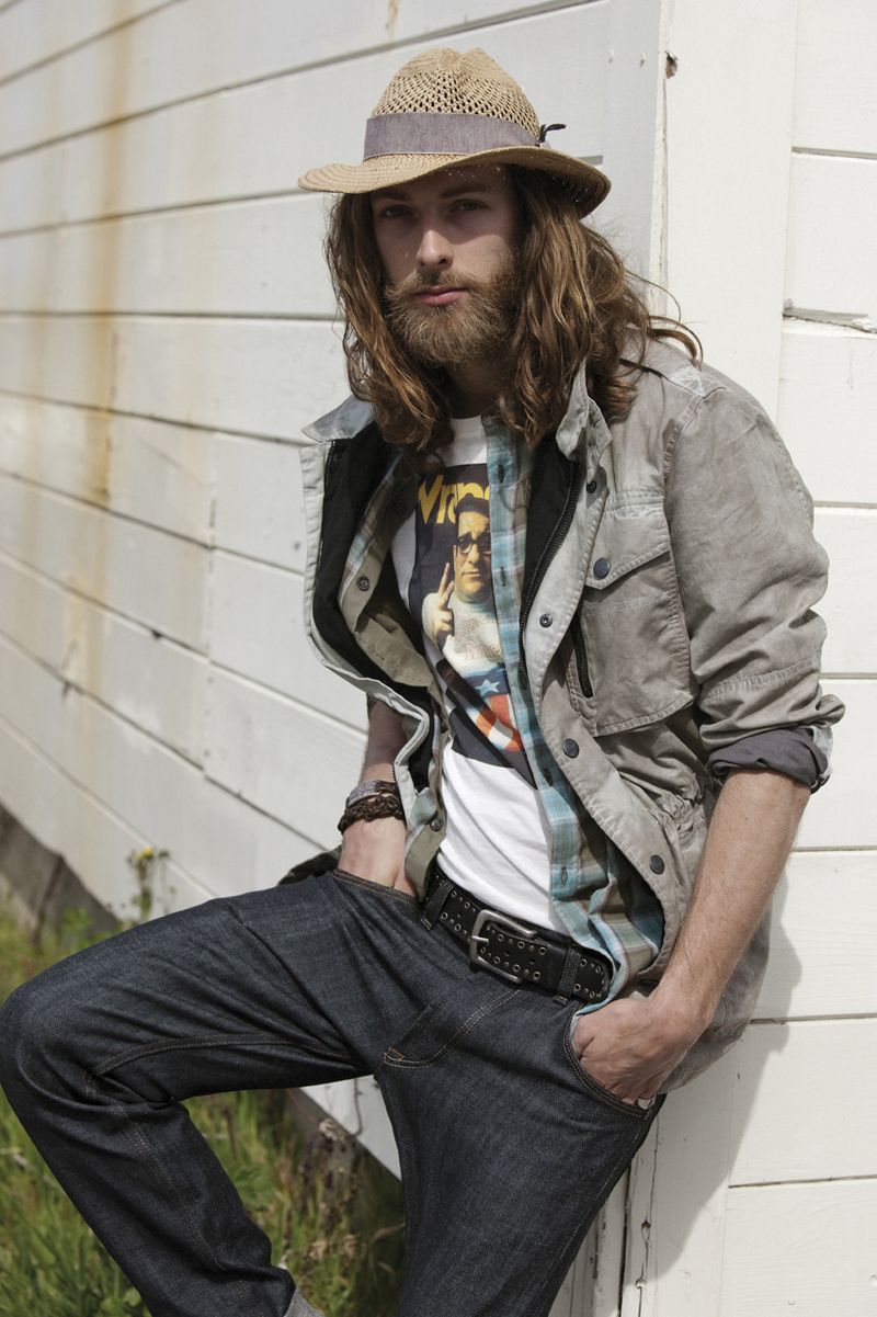 SS11_Trade_Worn_Across_America_lo_1