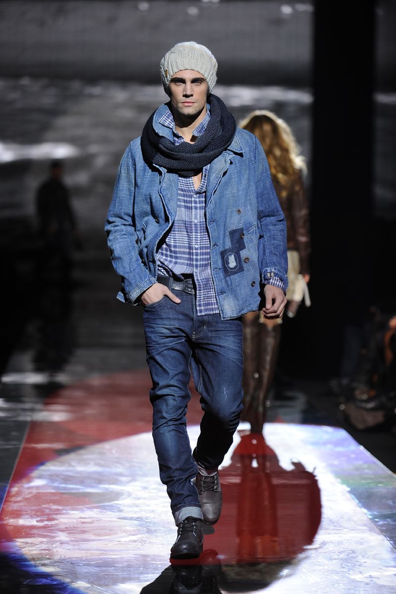 GUESS Jeans FW 2011 8