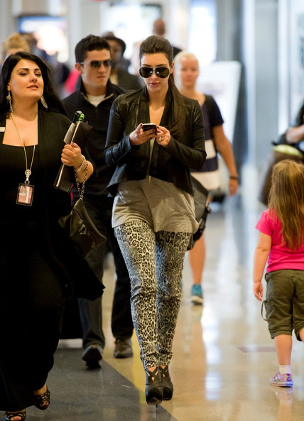 Kim Kardashian_10.2.11_LA