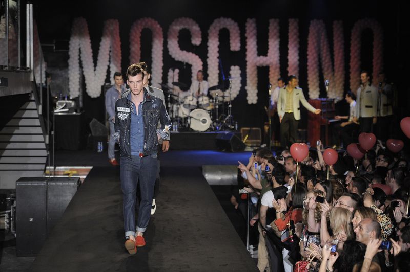 Moschino Fashion Show SS2012 Moschino Fashion Show SS2012