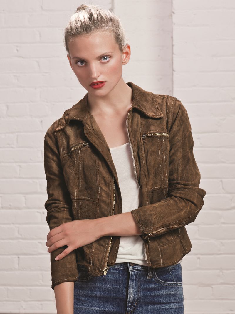 Goldsign_Suede_Story_Model[1] (2)