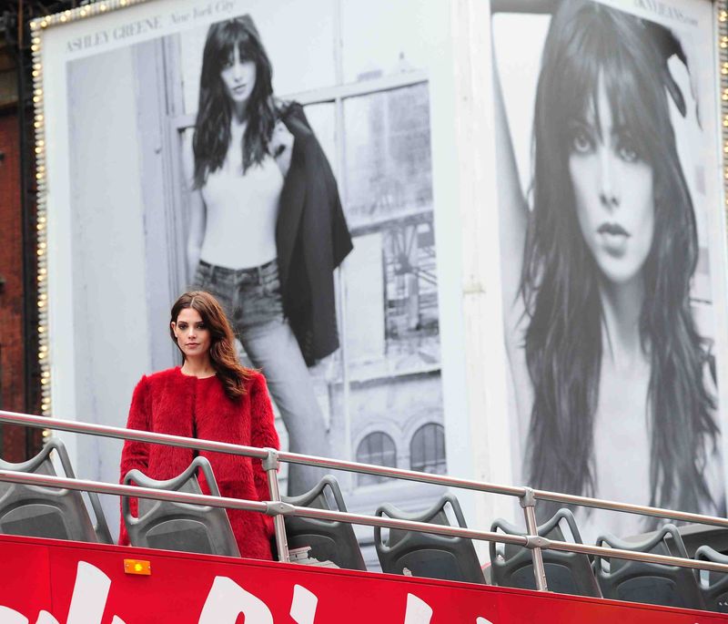 AshleyGreene_DKNYJeans_2 AshleyGreene_DKNYJeans_2