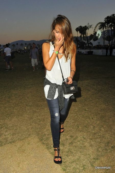 ABED85A0-E186-40C9-B69A-7F8A62A68AC5