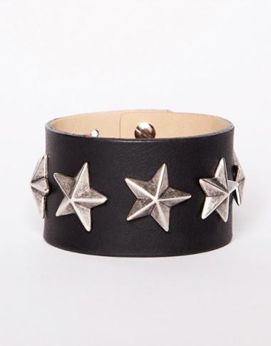 Leather star bracelet