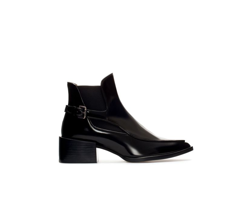 Zara booties, best shoes for fall. Zara booties, best shoes for fall.