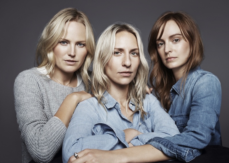 gap holiday 2013 Malin Ackerman, Mickey Sumner, Ahna O'Reilly