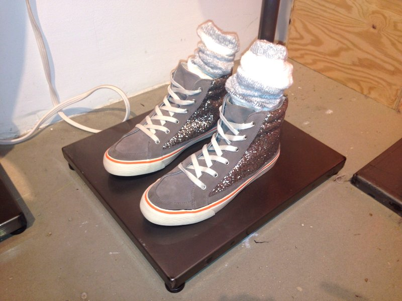 American Eagle Outfitters, Aerie, Holiday 2014, jeans, winter, puffer jackets, puffy jackets, ripped jeans, onesies, best jeans for winter American Eagle Outfitters, Aerie, Holiday 2014, jeans, winter, puffer jackets, puffy jackets, ripped jeans, onesies, best jeans for winter